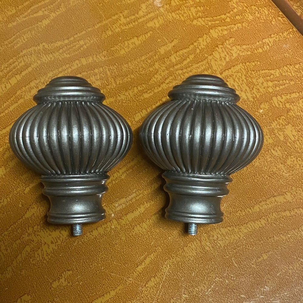 RH Elegant Silver Finial Set